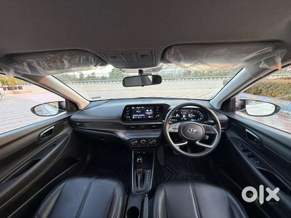 Hyundai I20 Sportz 1.2 Ivt, 2023, Petrol