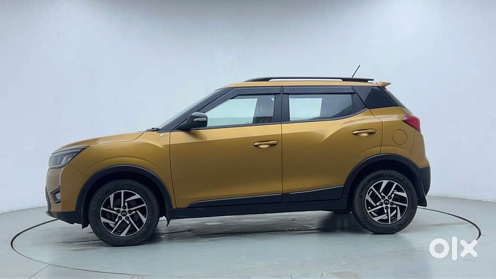 Mahindra Xuv300 Turbosport W8, 2023, Petrol