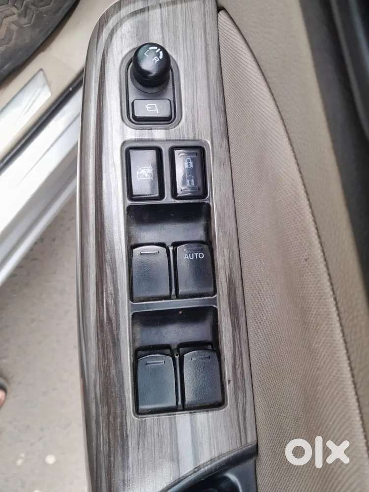 Maruti Suzuki Dzire 2023 Cng & Hybrids 88000 Km Driven