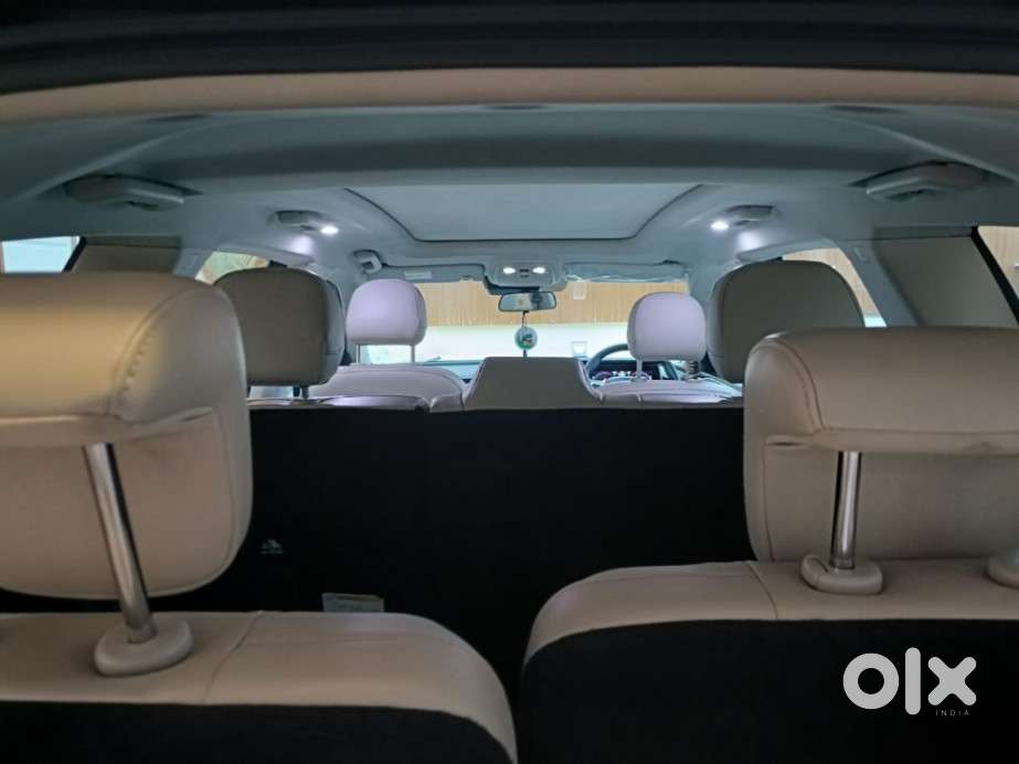 Mahindra Xuv700 2.0 Ax 7 Petrol At Str, 2021, Petrol