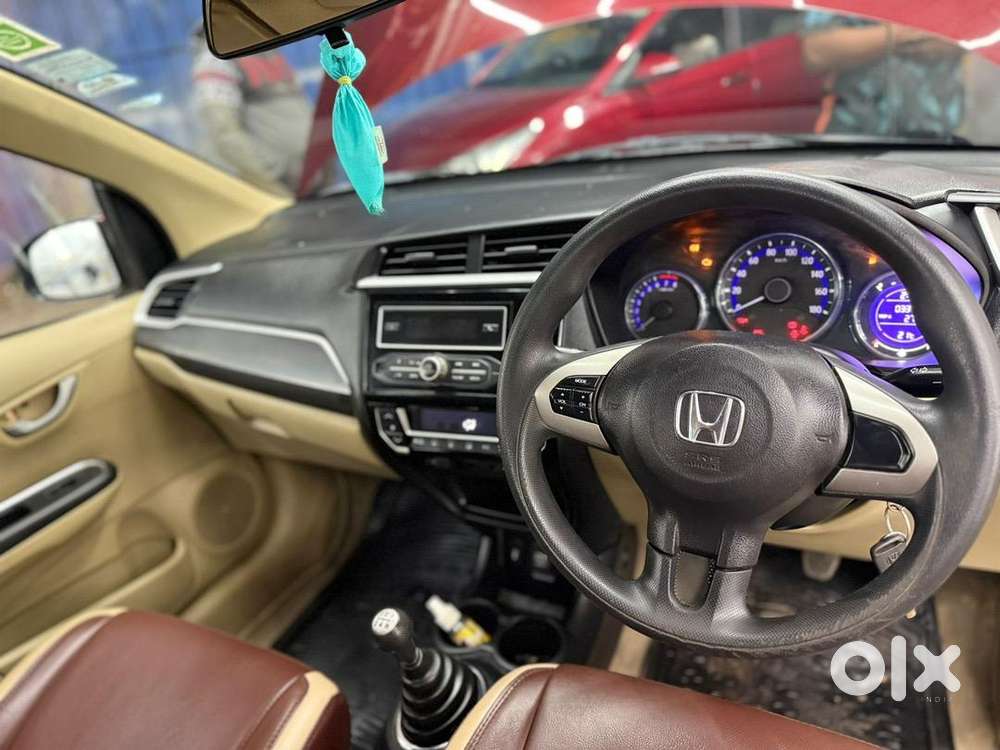 Honda Amaze 2nd Gen 2016 Petrol Good Condition