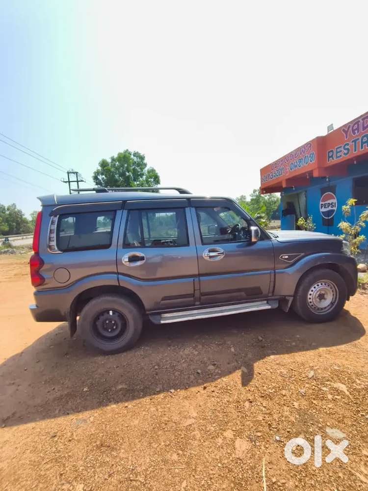 Mahindra Scorpio Classic 2022