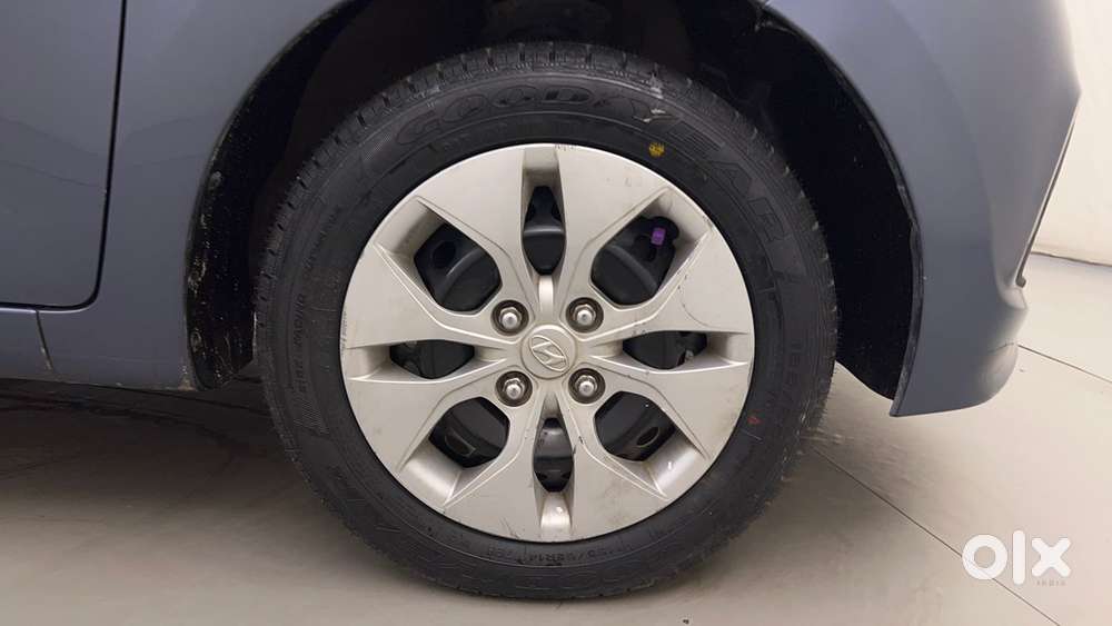Hyundai Xcent Base 1.2, 2014, Petrol