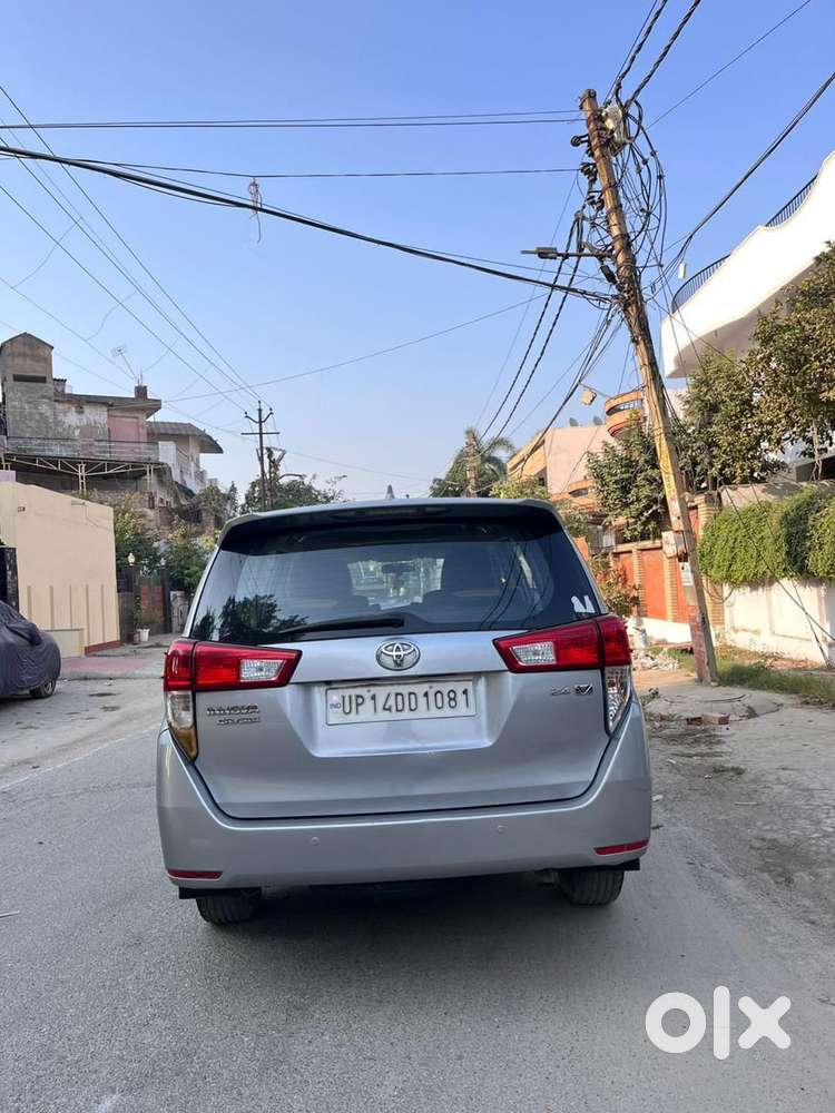 Toyota Innova Crysta 2.7 Vx Mt, 2017, Diesel