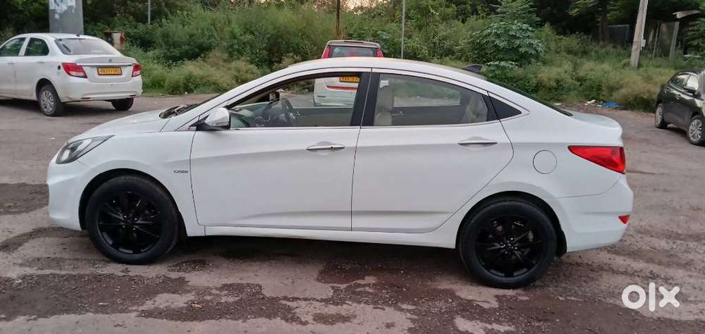 Hyundai Verna 1.6 Sx Crdi (o), 2012, Diesel
