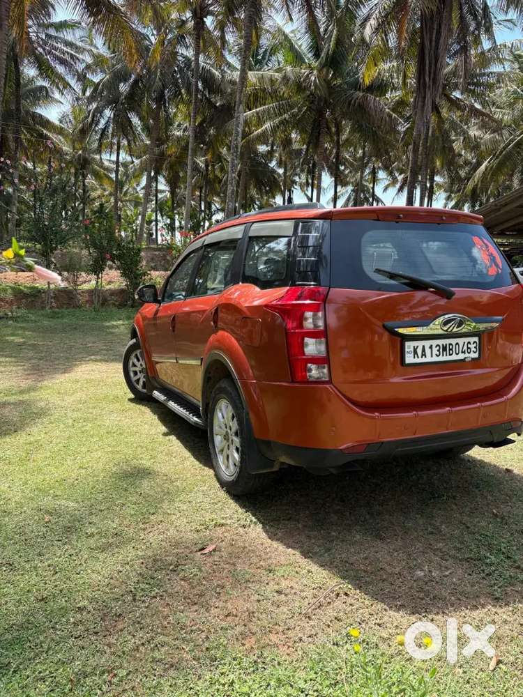 Xuv 500 W10 (top Model With Sunroof) Well Maintained