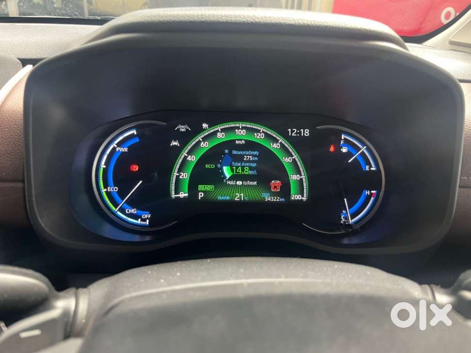 Toyota Innova Hycross 2.0 Zx Hybrid 7 Str, 2023, Petrol