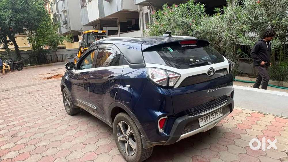 Tata Nexon 1.2 Revotron Xz Plus Premium, 2022, Petrol