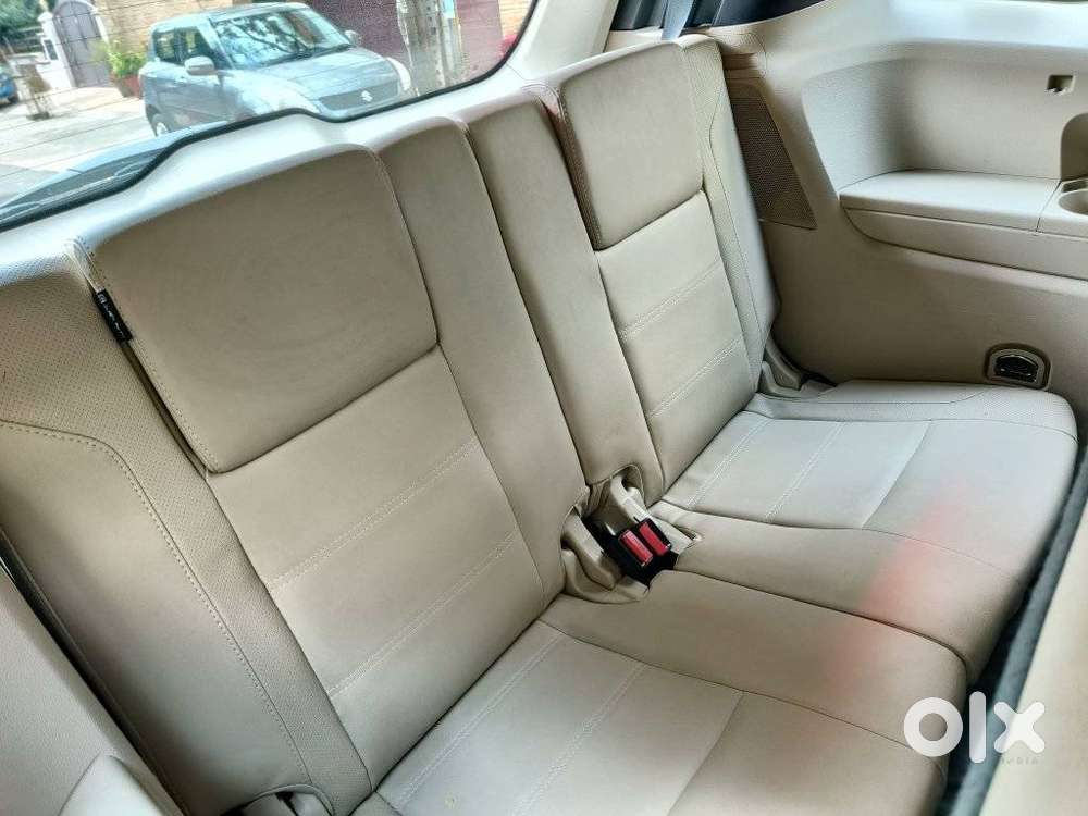 Ford Endeavour 3.2 Titanium At 4x4, 2016, Diesel