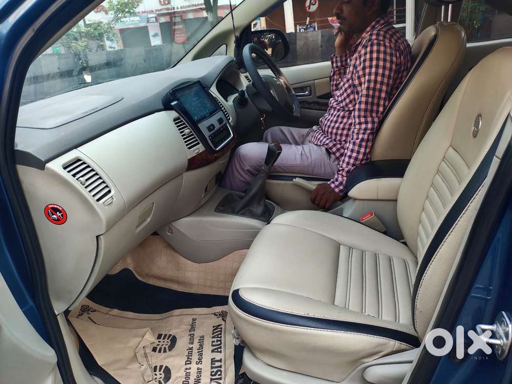 Toyota Innova 2.5 V 8 Str, 2013, Diesel