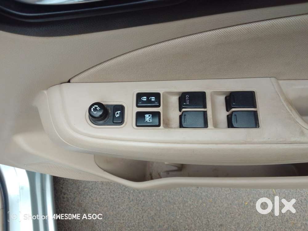 Maruti Suzuki Swift Dzire Vxi Optional, 2024, Petrol
