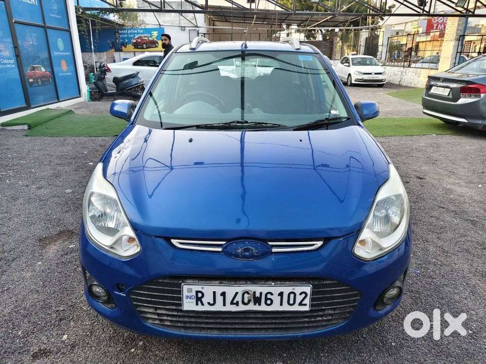 Ford Figo 1.2ptitanium Sports Pack, 2013, Petrol