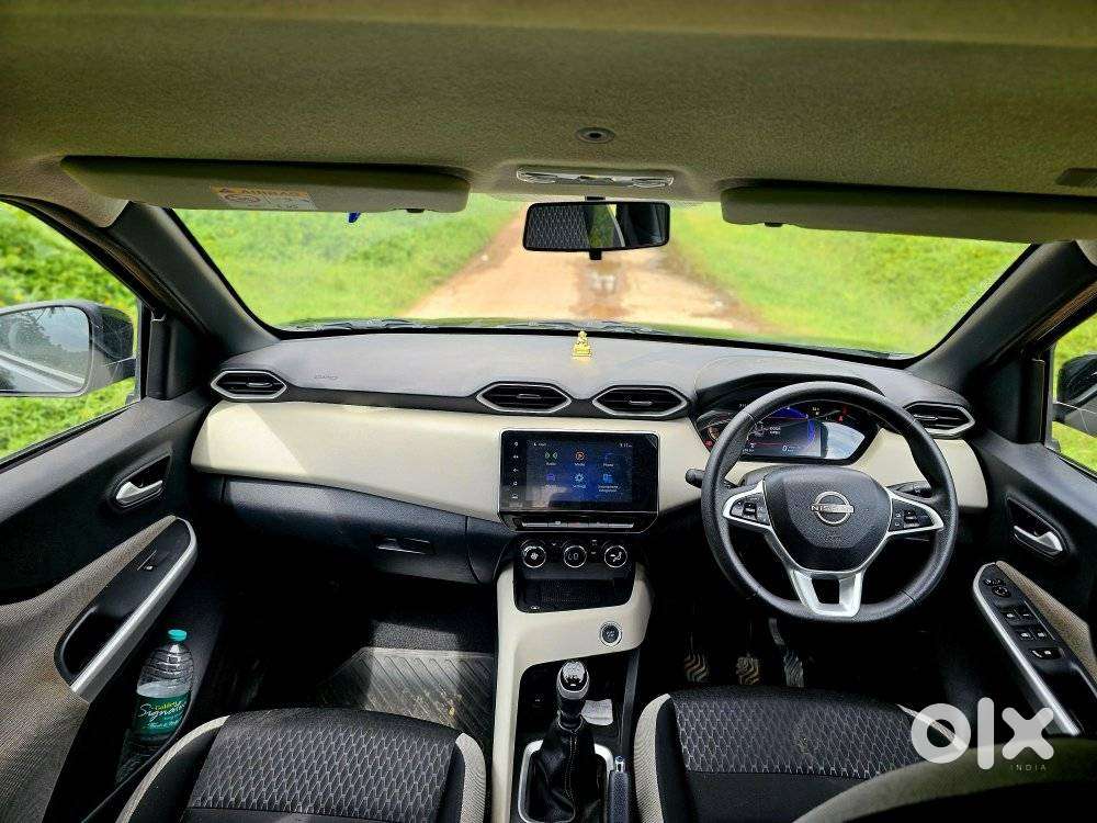 Nissan Magnite 1.0 Xv, 2023, Petrol
