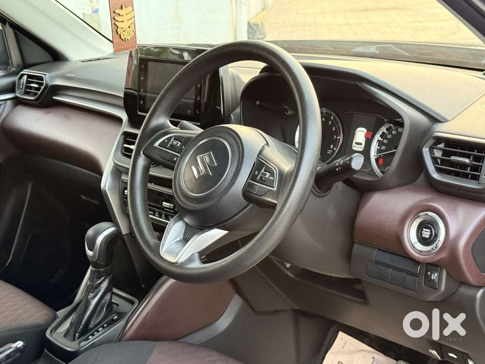 Maruti Suzuki Grand Vitara 1.5 Delta Smart Hybrid At, 2023, Petrol
