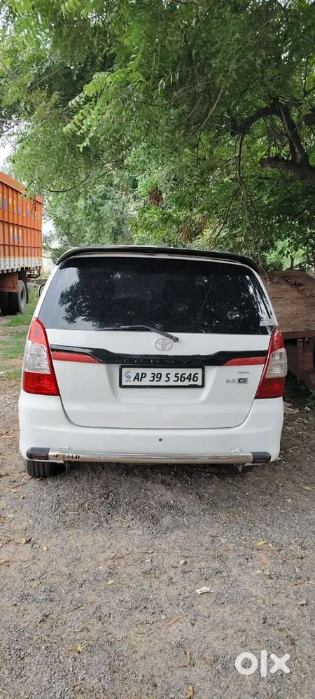 Toyota Innova 2.5 G 2012