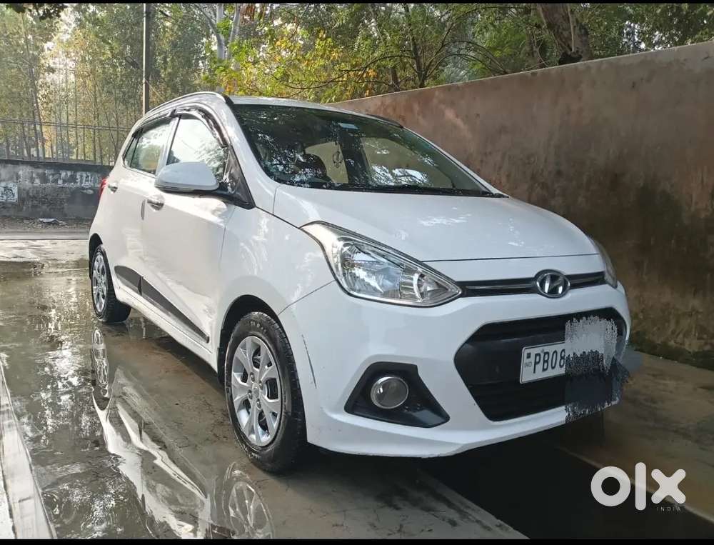 Hyundai Grand I10 Sportz 2015