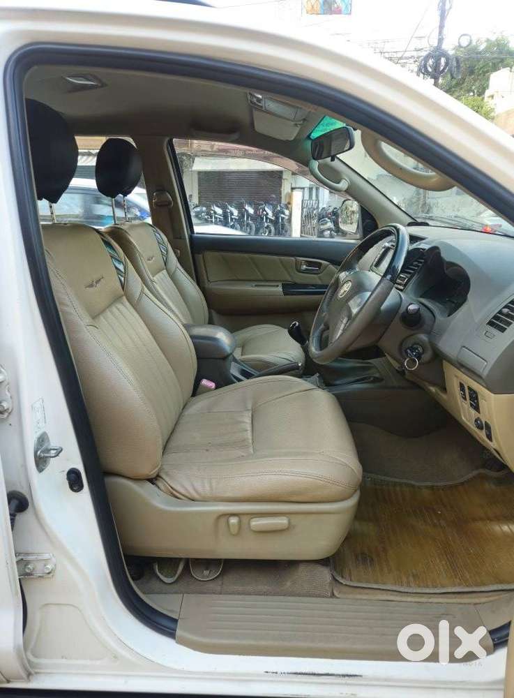 Toyota Fortuner 3.0 4x2 Mt, 2014, Diesel
