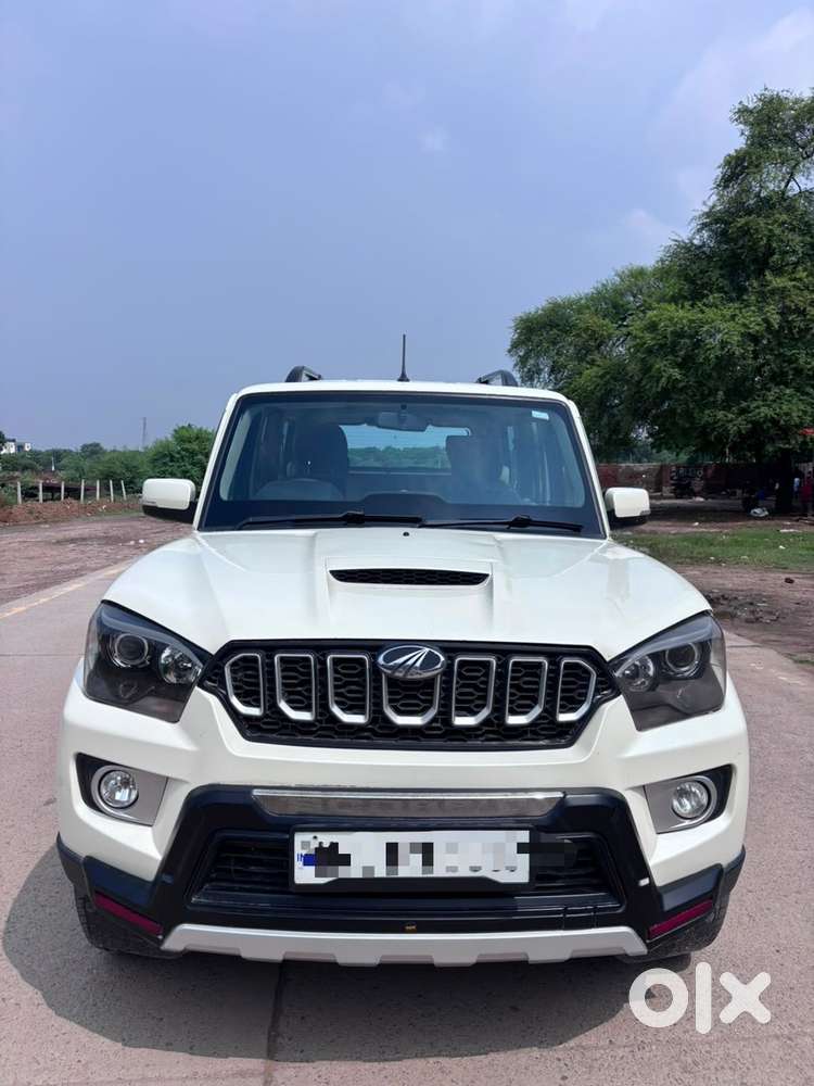 Mahindra Scorpio Classic 2021