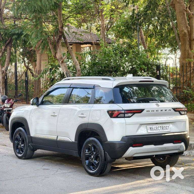 Maruti Suzuki Brezza 1.5 Zxi Cng, 2024, Petrol