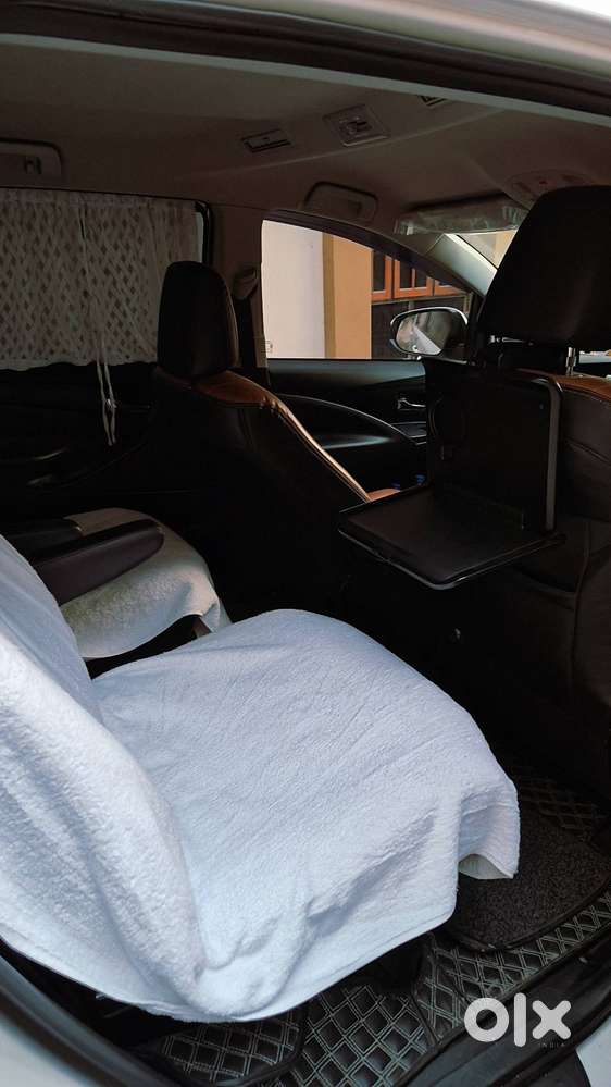 New Innova Crysta Sale In Showroom Condition