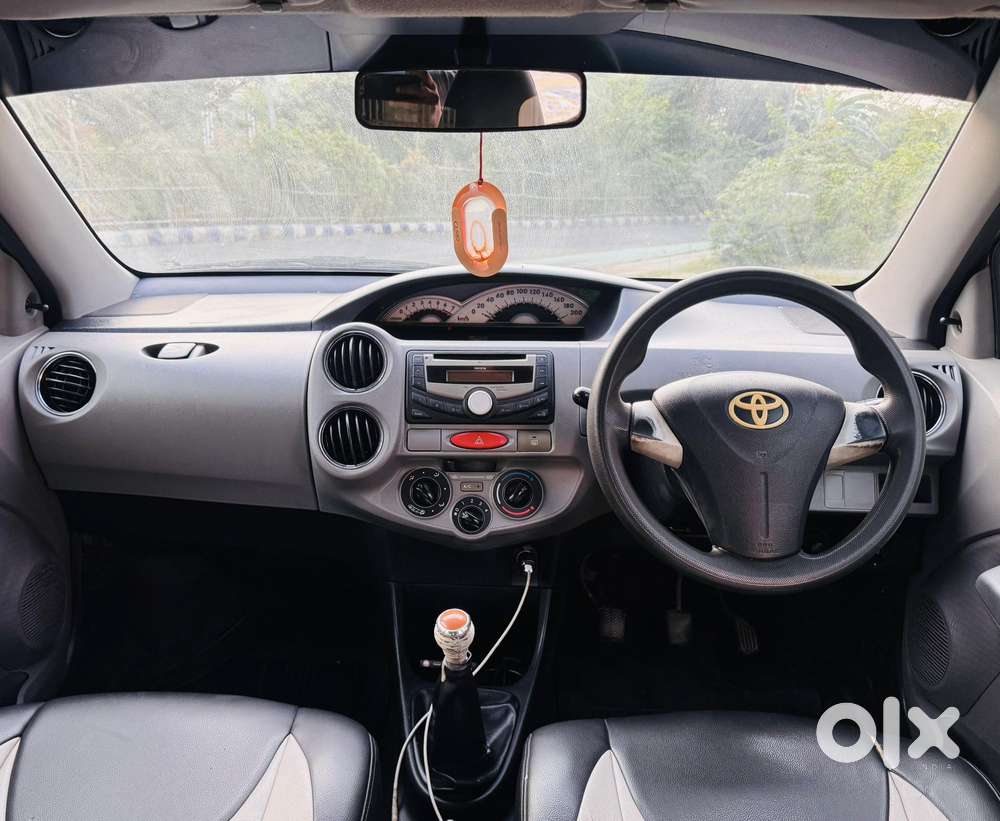 Toyota Etios 2010-2012 V, 2011, Petrol