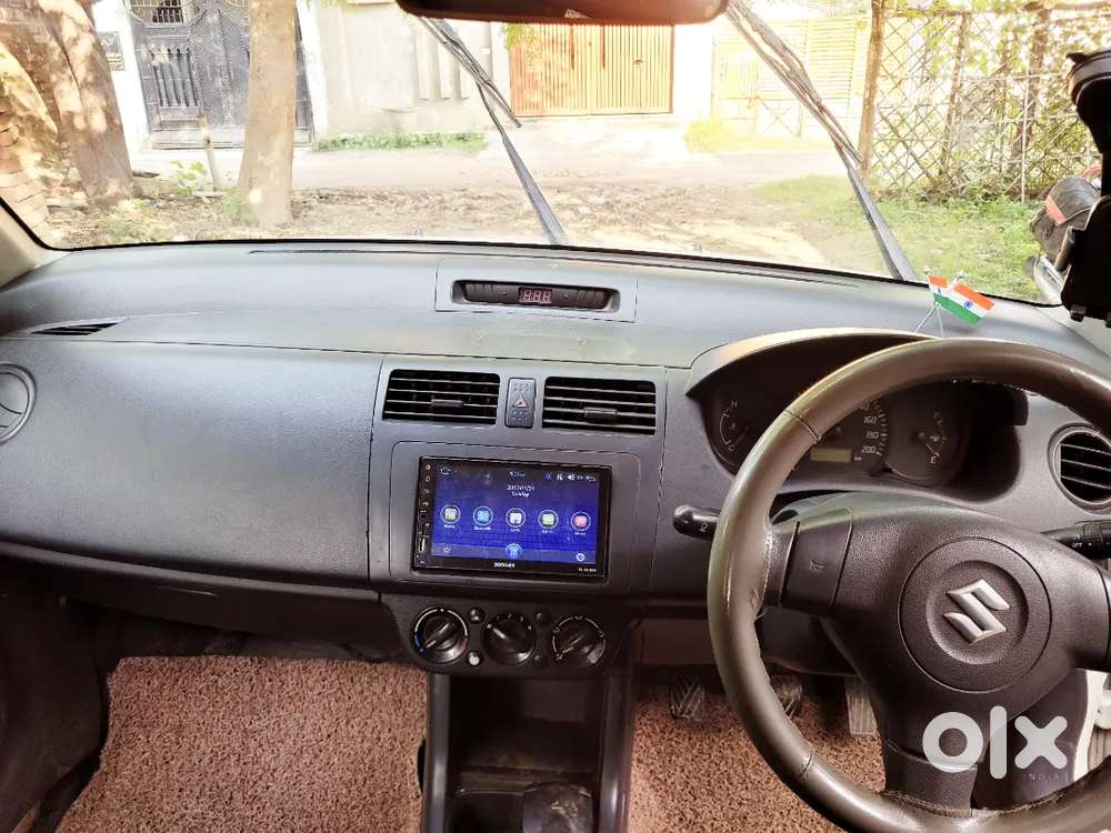 Maruti Suzuki Swift Lxi 2010