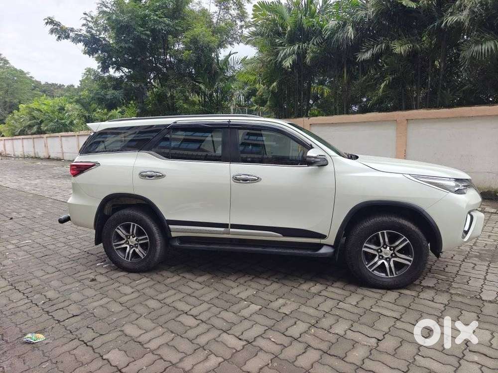 Toyota Fortuner 4x2 Mt 2.8 Diesel, 2020, Diesel