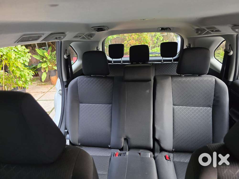 Toyota Innova Hycross 2.0 G-slf 8 Str, 2024, Petrol