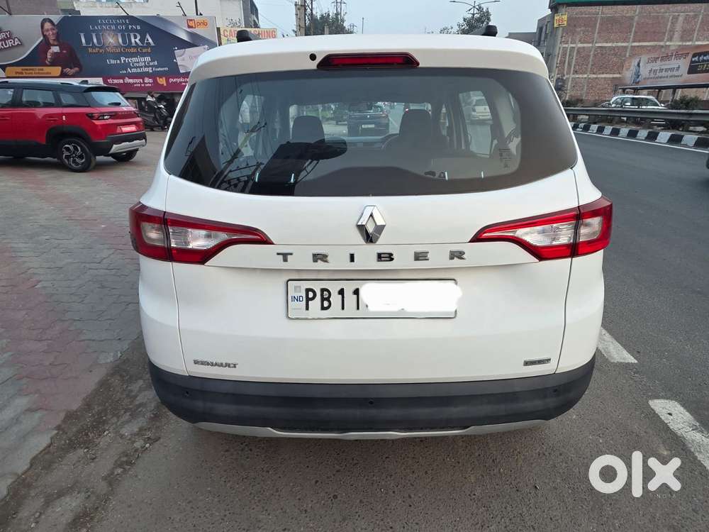 Renault Triber Rxt, 2021, Petrol