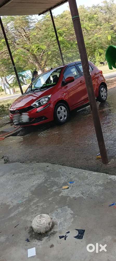 Tata Tiago 2018 Petrol 198000 Km Driven