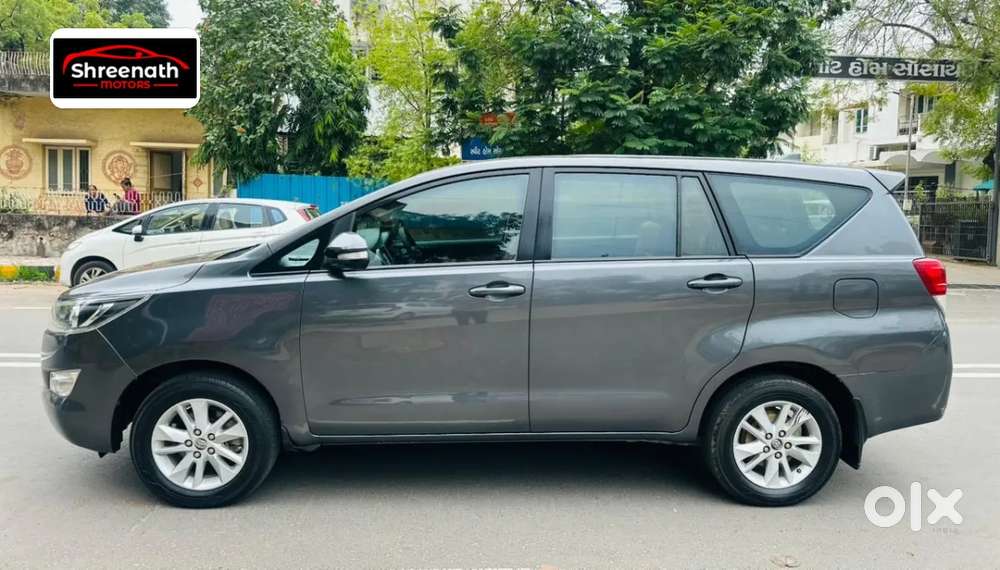 Toyota Innova Crysta [2020-ongoing] 2.4 Gx 7 Str, 2017, Diesel