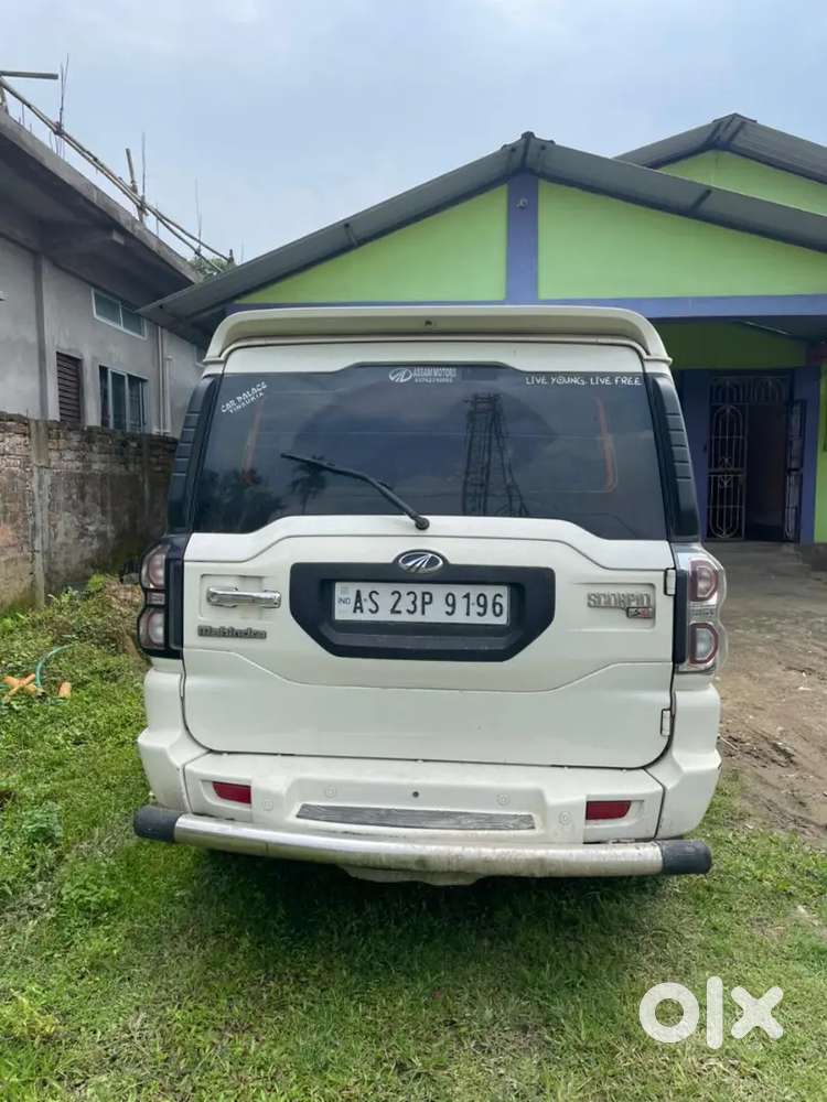 Mahindra Scorpio 2016 Diesel 130000 Km Driven