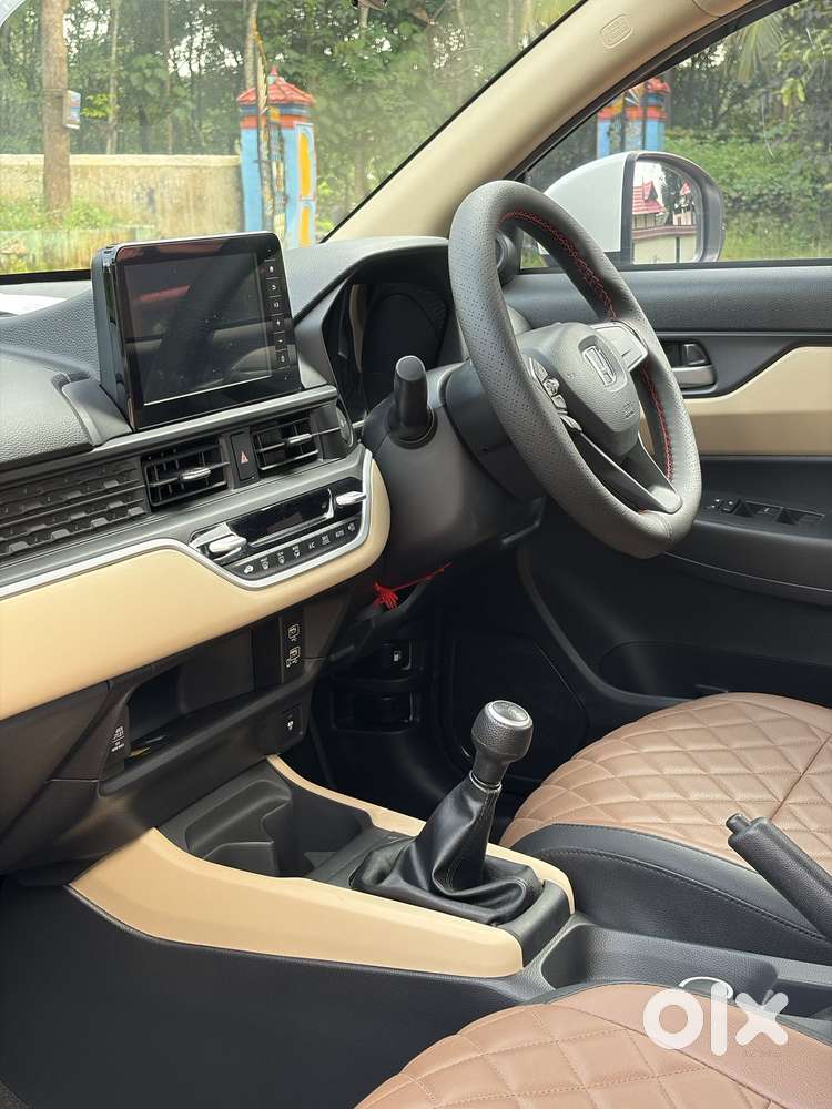 Honda Amaze 2nd Gen Vx, 2025, Petrol
