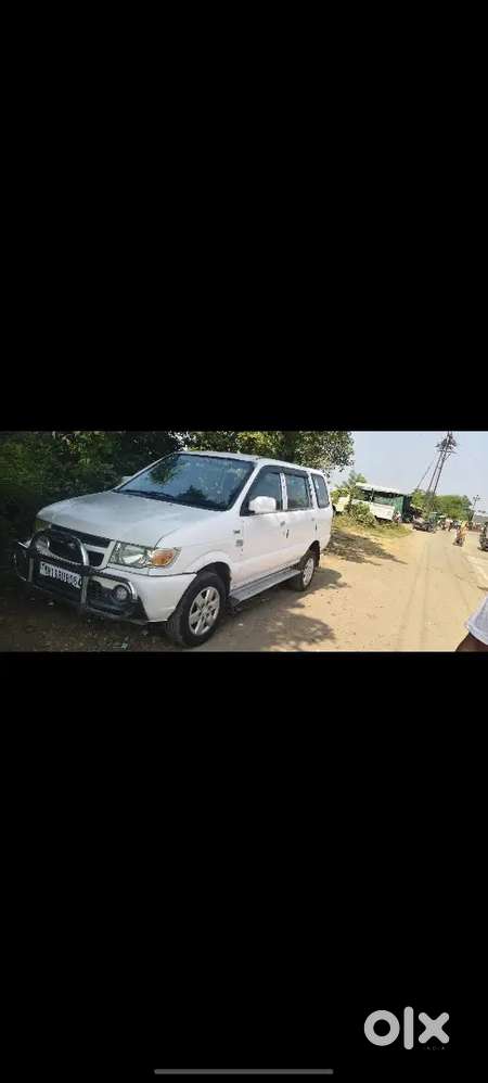 Chevrolet Tavera Ls 2015 Diesel Manual 3rd Owner