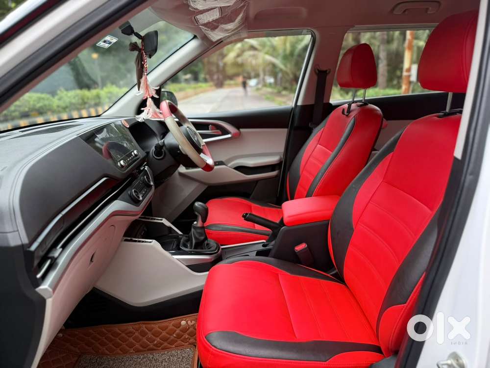 Kia Carens, 2022, Petrol