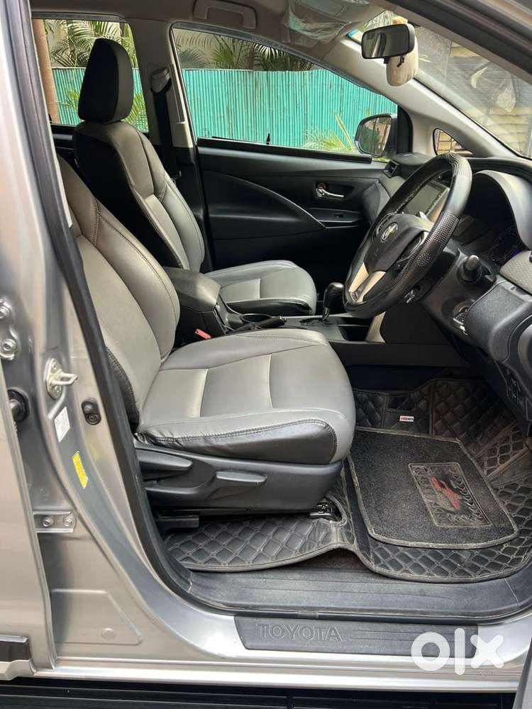 2022 Toyota Innova Crysta