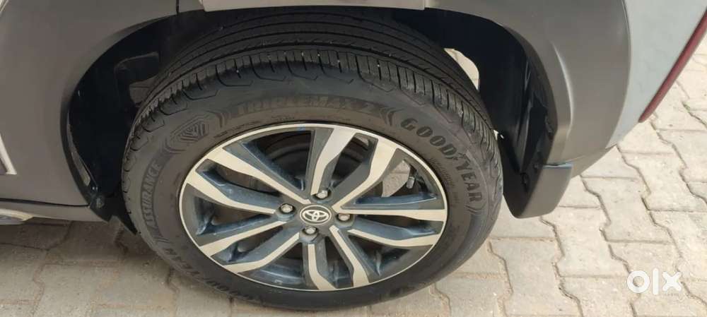 Toyota Urban Cruiser Taisor V 1.0 Petrol Mt, 2025, Petrol