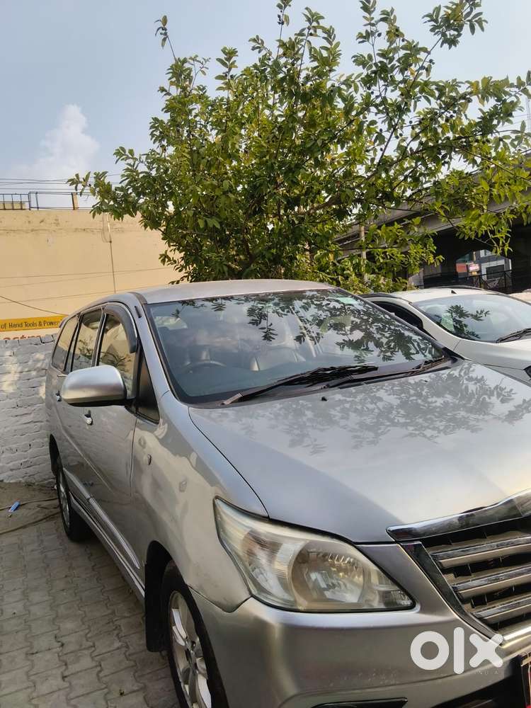 Toyota Innova, 2015, Diesel