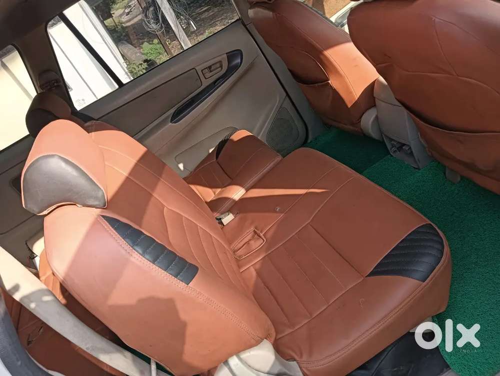 Toyota Innova 2.5 G 2010