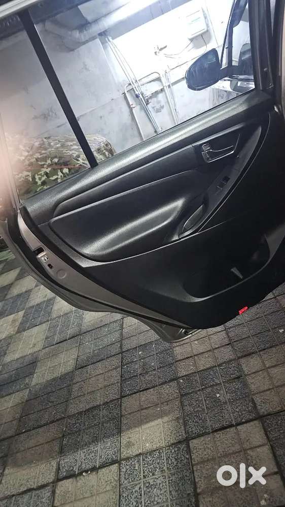 Toyota Innova Crysta 2022 2.4 G 8str Delhi Registered