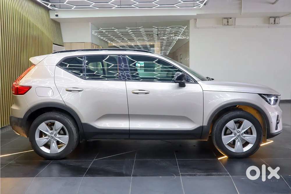 Volvo Xc40 B4 Ultimate, 2023, Petrol
