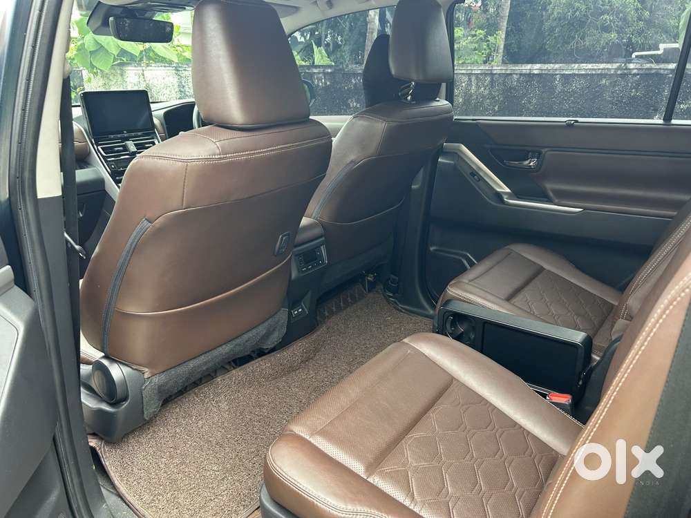 Toyota Innova Hycross Zx(o), 2023, Petrol