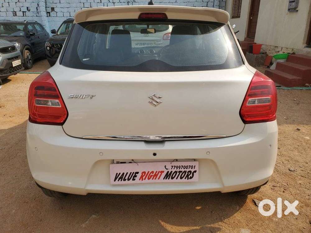 Maruti Suzuki Swift 1.2 Vxi (o), 2024, Petrol