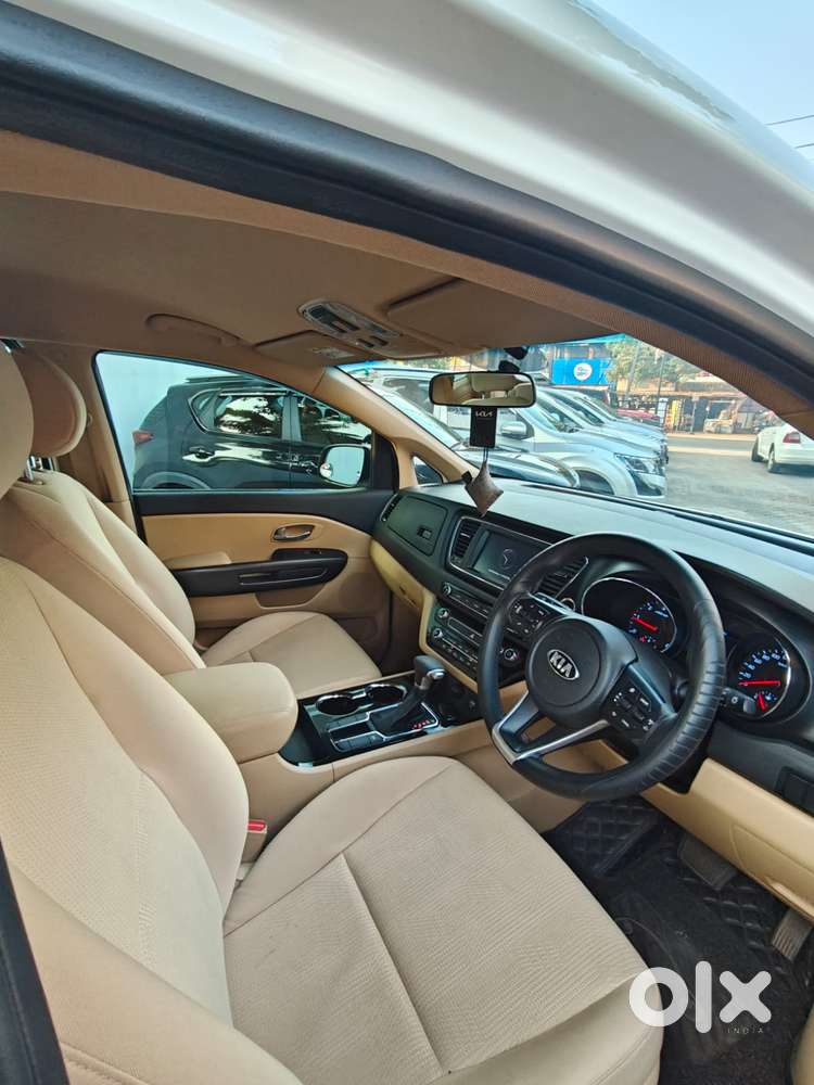 Kia Carnival Prestige, 2021, Diesel