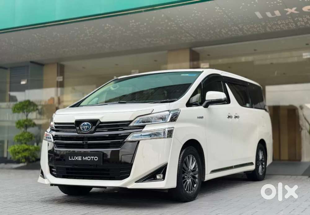 Toyota Vellfire 2.5 Hybrid, 2021, Petrol