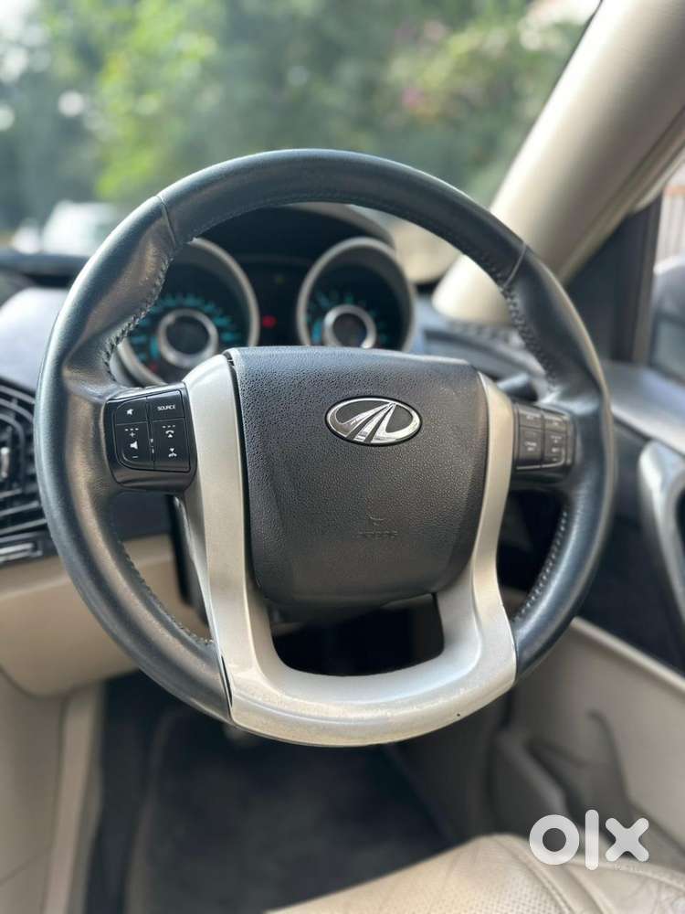 Mahindra Xuv500 At W10 Fwd, 2016, Diesel