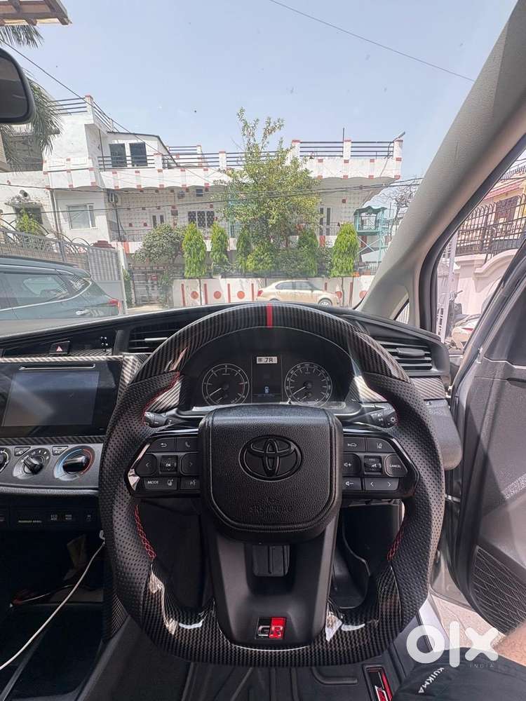 Innova Crysta G