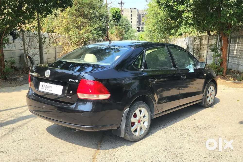 Volkswagen Vento Highline 2012