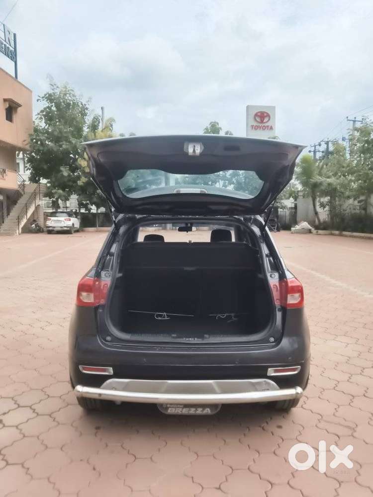 Maruti Suzuki Brezza Zdi Plus, 2017, Diesel