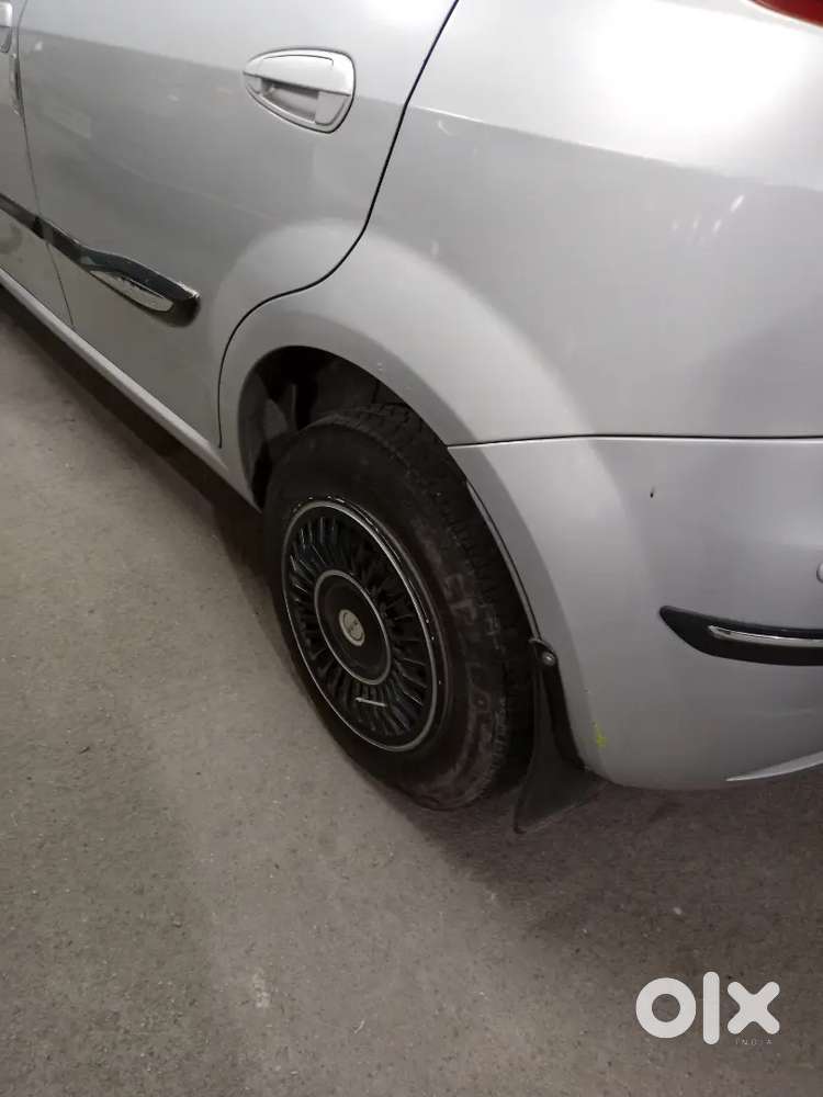 Fiat Punto 2011 Petrol 64000 Km Driven
